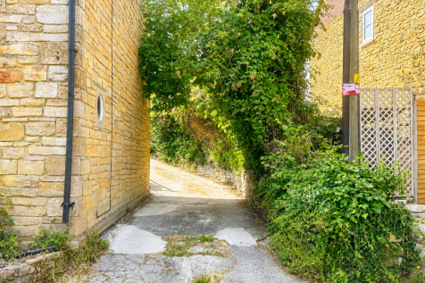 Access to rear & Garage