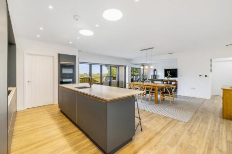 Kitchen/Open Plan Living