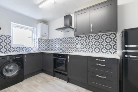 1 Bedroom Flat in GL52 6BQ