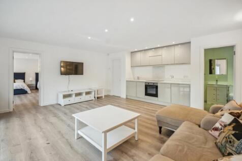 Annexe with Bedroom and Bathroom