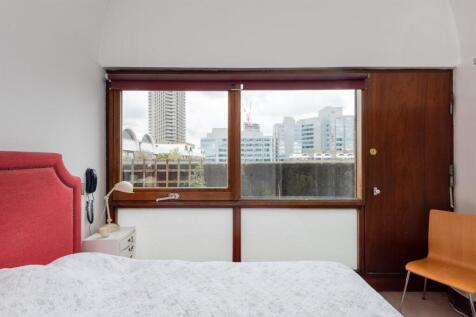 184 Andrewes House-23.jpg