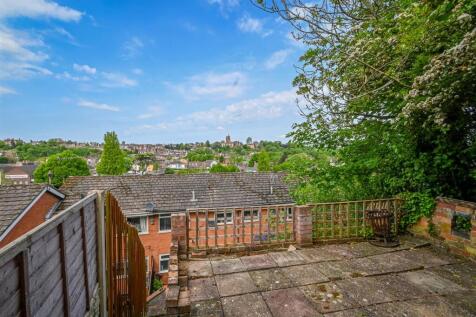 23 Cann Hall Drive-07.jpg