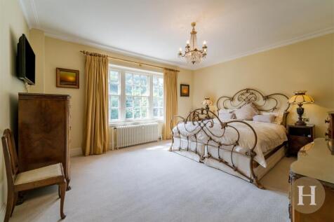 4 bed, 4 bath Detached in Birmingham - Photo 29