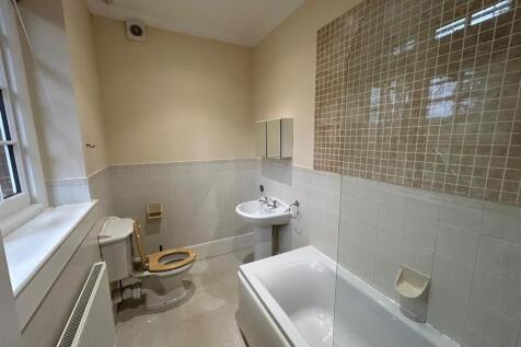 WhatsApp Image 2025-12-04 at 13.12.28 (12).jpeg