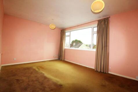 Living room e.jpg
