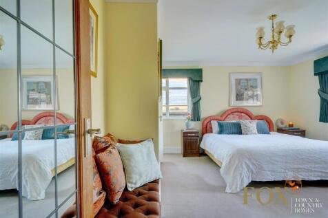 Holt Grange (33).jpg