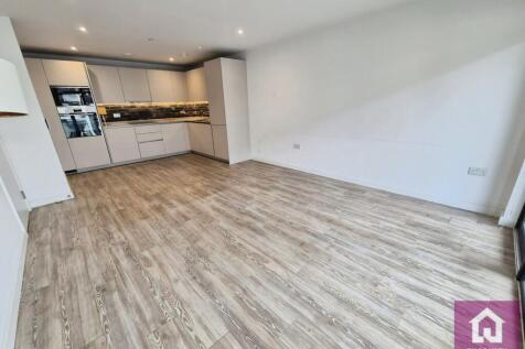 AVAILABLE NOW | UNFURNISHED | BALCONY Potato Wharf is located in the heart of Castlefield within a stones throw of the Museum of Science and Industry and just a short walk away from Deansgate. This fo