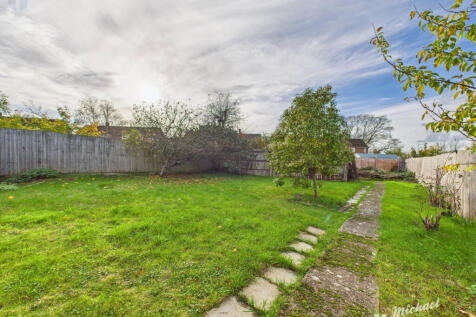 CAM03852G0-PR0474-STILL007