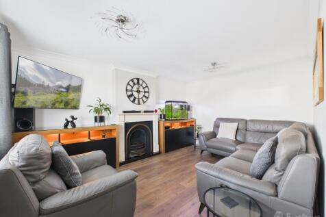 Living Room- Mark Stephens EweMove Newmarket and S
