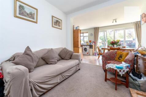 252 Hale End Road_0034.jpg