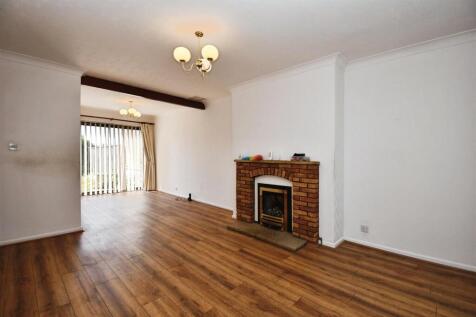 Open plan lounge / dining room