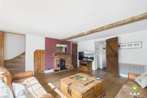 EweMove Basingstoke Estate Agents 17 Vyne Road