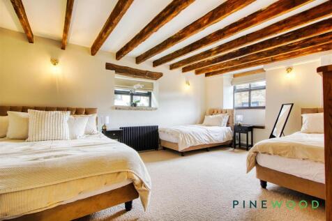 BEDROOM 3 - GROUND FLOOR