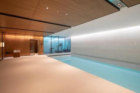 7 bed, 8 bath Town House in London - Photo 30