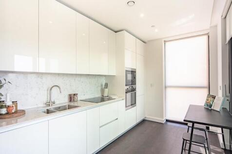 Kitchen (curtains closed)