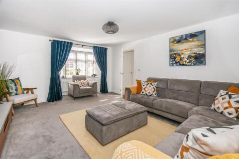 14 Knox Ave17.jpg