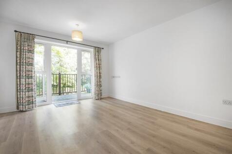 Kitchen/Dining/Livin