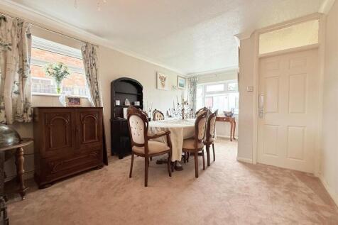 dining room.jpg