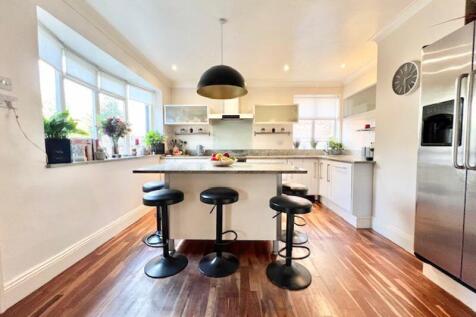 Kitchen breakfast view 2