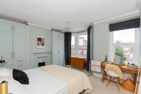 8V8ARD - Bedroom E.jpg