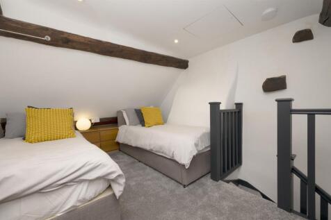 Manor Cottage Bedroom Two.jpg