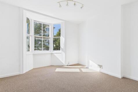 Studio Room