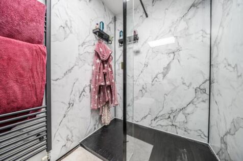 1361176-17-68dd60b6dafdd