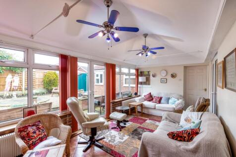 Garden Room: