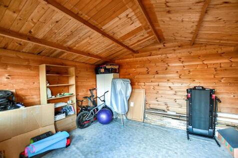 Workshop/Outbuildings