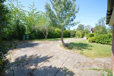 Front Drive and garden