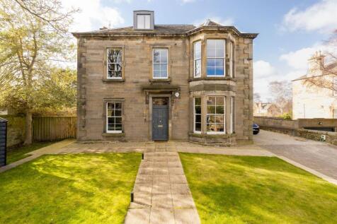 6 bed, 4 bath Detached in Edinburgh - Photo 27