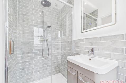 Bedroom Two En-suite