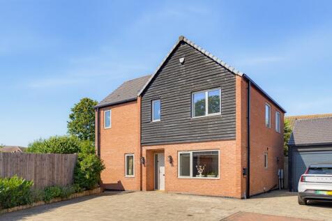 3 Stackyard Close WEB PH-10a.jpg