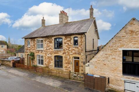 25 Queen Eleanor Road, Geddington-2.jpg
