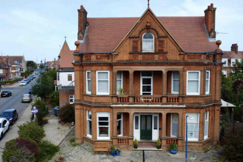 1 Bedroom Apartment for Sale