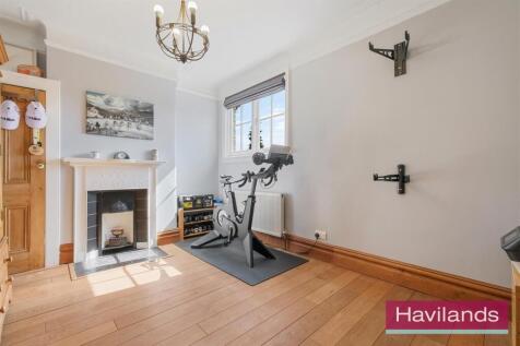 Green Dragon Lane-9.jpg