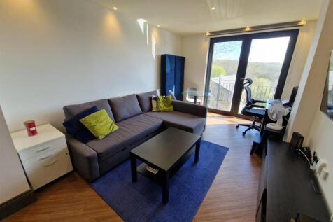 Nestled in the charming area of Lister Hill, Horsforth, Leeds, this purpose-built apartment offers a delightful living space perfect for individuals or couples seeking a comfortable home. The property