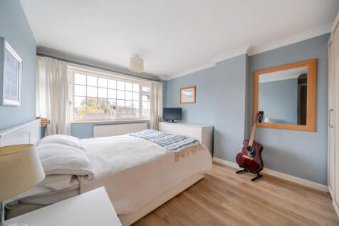 1382390-9-69172ac...