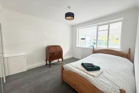 Bedroom (3)