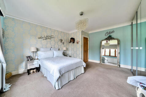 b6624ffb-ceb6-4e2...