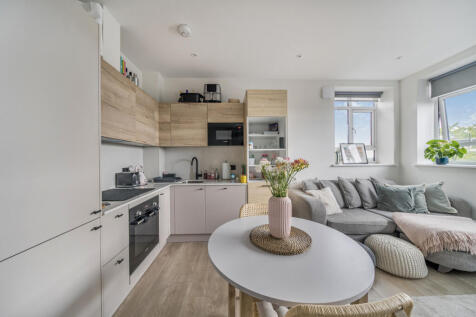 1331500-4-688a44a...