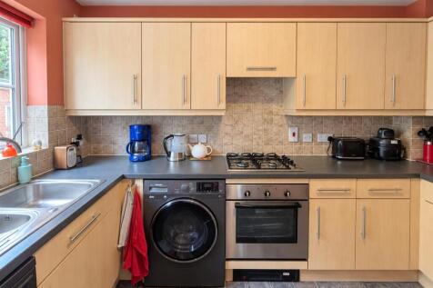 Kitchen 3.jpg