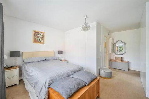 BYWOOD CLOSE, 4- (15).jpg