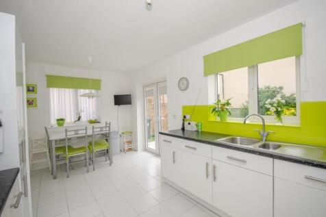 Kitchen-diner pic 2.jpg
