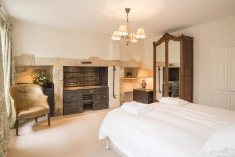 Bedroom_Old Kitch...