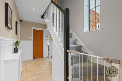 Nine Ashes Farm Cott