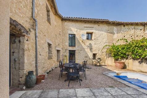 Property Image 1