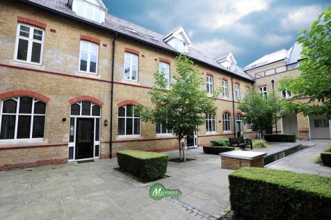 Four Bedroom Flat for Rent
