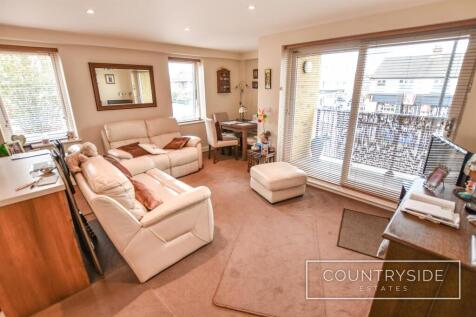 Open Plan Kitchen / Living Room
