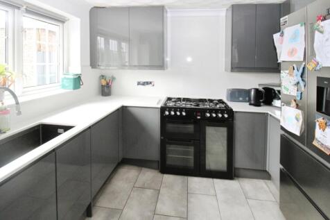 Fitted Kitchen
